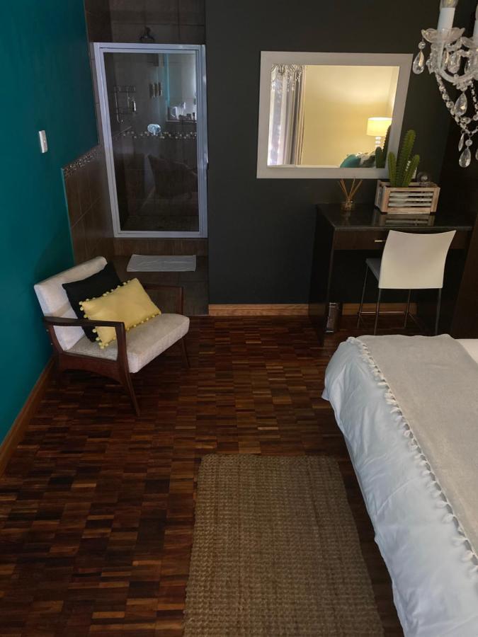 The Hedge Guesthouse Kuruman Esterno foto