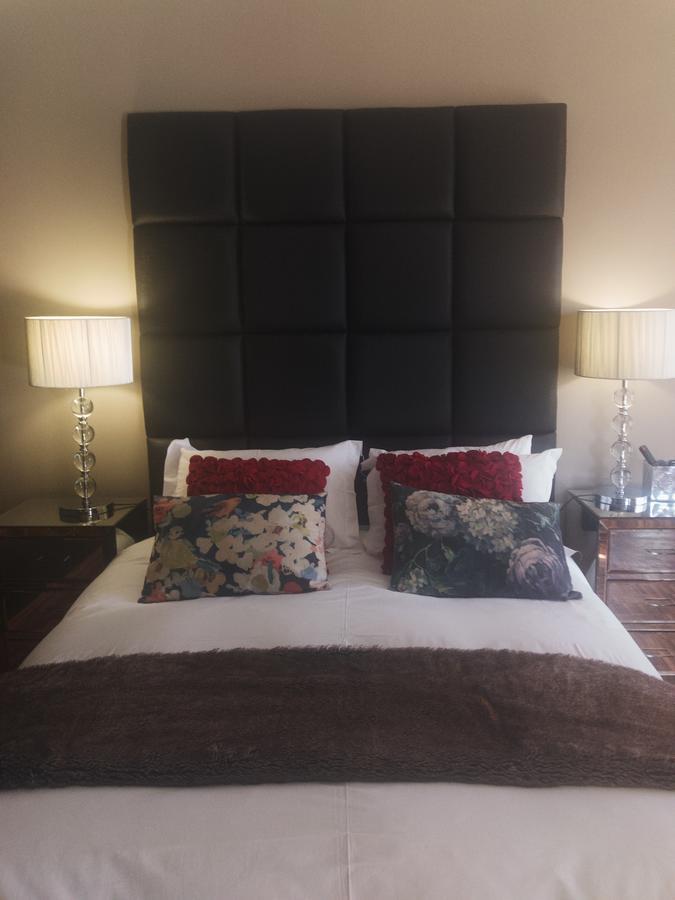 The Hedge Guesthouse Kuruman Esterno foto